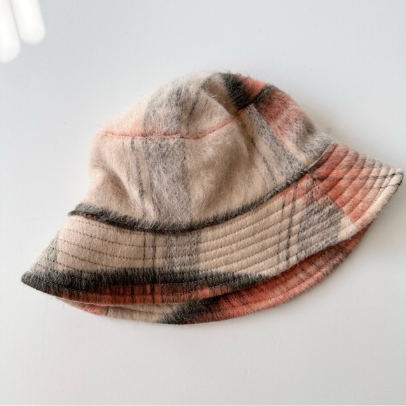 Bundle of two neutral plaid bucket hats, faux fur and wool blend. One size - Picture 3 of 6